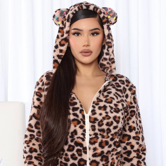 Fashion Nova Other - NWOT ~ Teddy Baby PJ Romper Onesie - Leopard